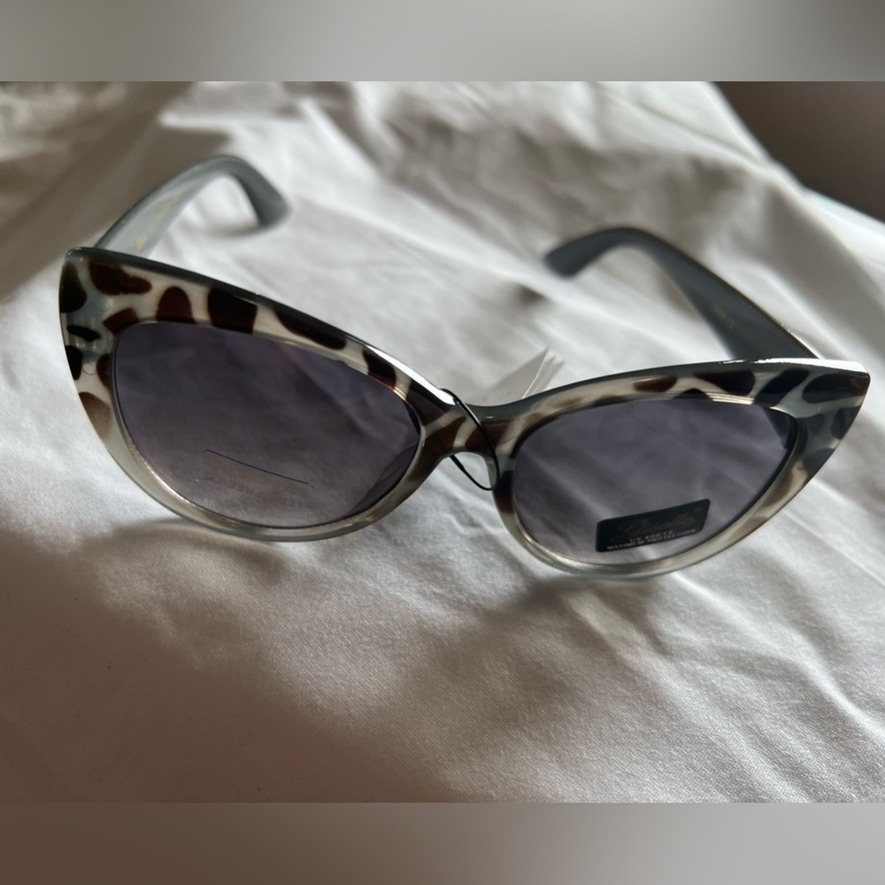 Girls Giselle sunglasses